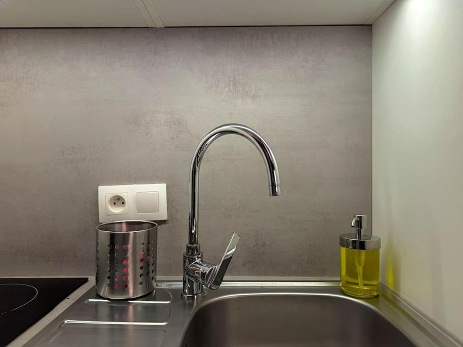 Cherry - Prague Apartment ภายนอก รูปภาพ